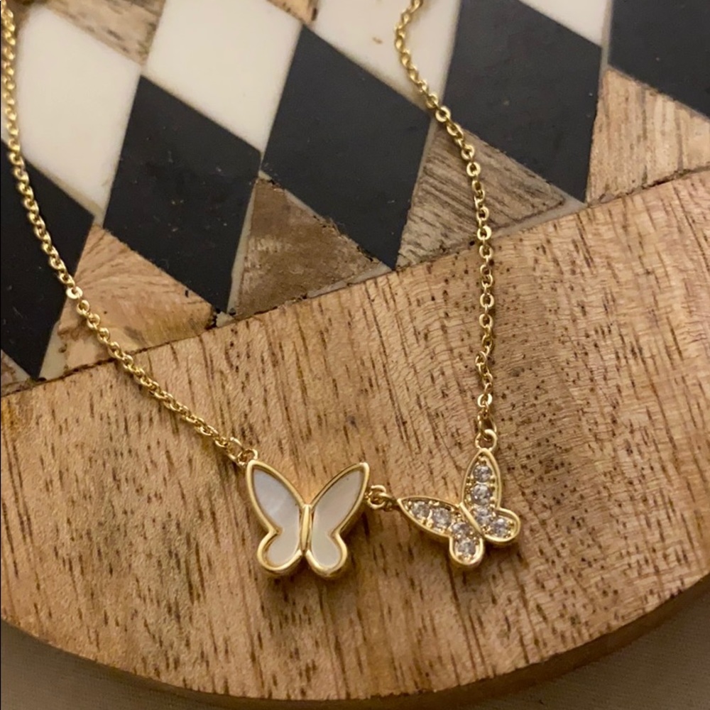 Dainty butterfly necklace